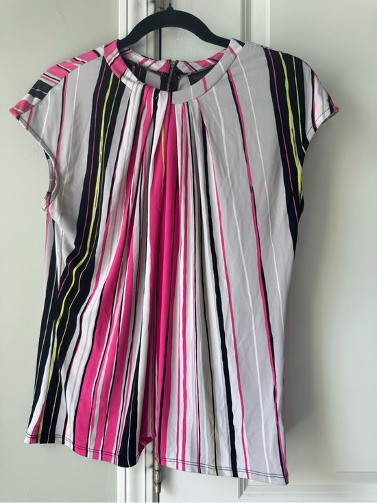 Worthington Tops - Worthington medium pink striped short sleeve blouse